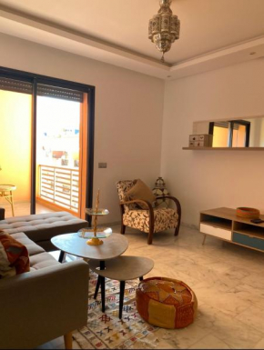 Appartement avec terrasse au calme en plein centre de Marrakech tres rare